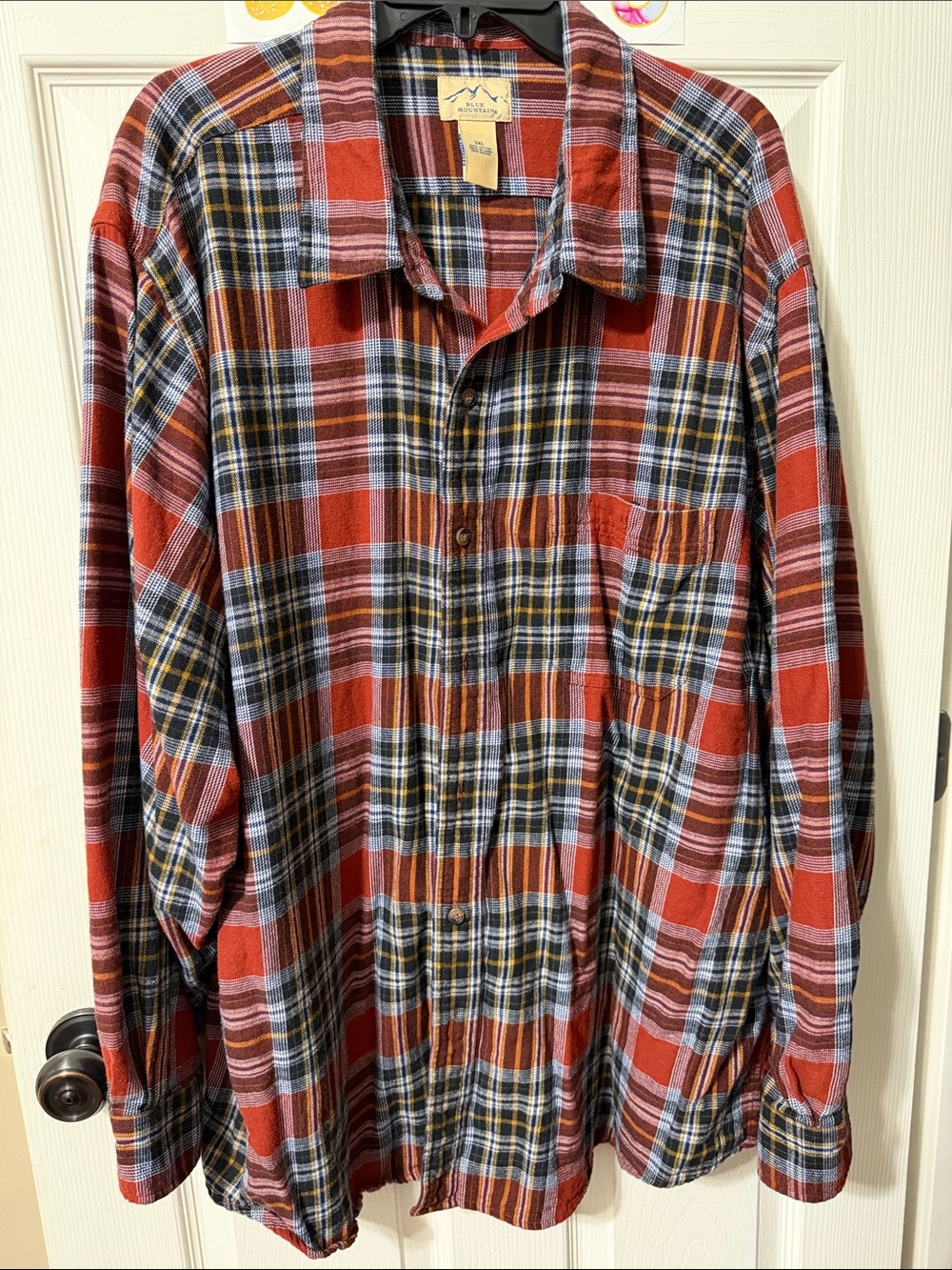 Men's Long-Sleeve Plaid Button-Down Flannel Shirt